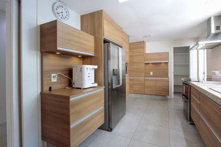 Apartamento à venda com 400m², 3 quartos e 4 vagasCozinha