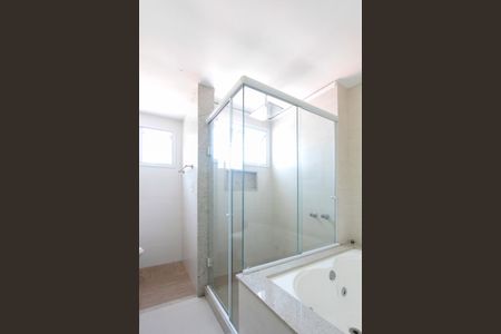 Apartamento à venda com 400m², 3 quartos e 4 vagasBanheiro Quarto 3 suíte