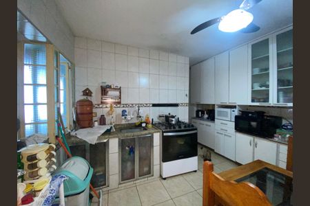 Casa à venda com 264m², 5 quartos e 3 vagasCozinha