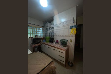 Casa à venda com 264m², 5 quartos e 3 vagasÁrea de Serviço