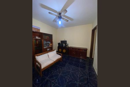 Casa à venda com 264m², 5 quartos e 3 vagasQuarto 4