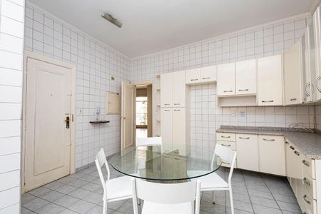 Apartamento à venda com 146m², 3 quartos e sem vagaCozinha