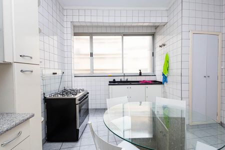 Apartamento à venda com 146m², 3 quartos e sem vagaCozinha