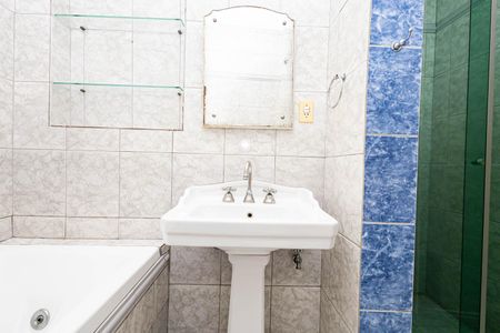 Apartamento à venda com 146m², 3 quartos e sem vagaBanheiro da Suíte 1