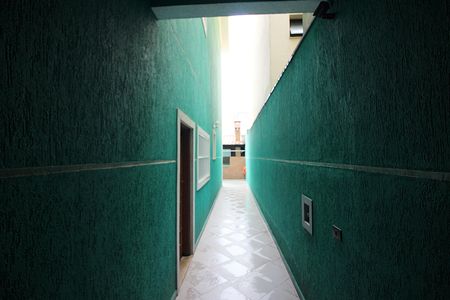 Casa à venda com 302m², 4 quartos e 3 vagasCorredor