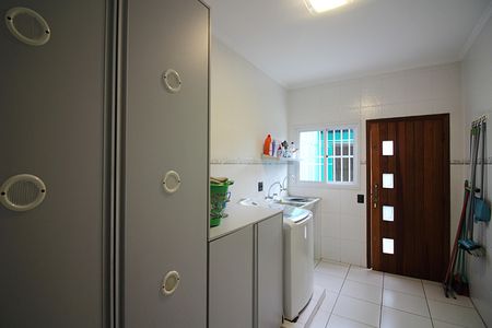 Casa à venda com 302m², 4 quartos e 3 vagasÁrea de Serviço