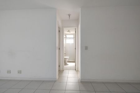 Apartamento à venda com 77m², 2 quartos e 1 vaga Apartamento à venda com 77m², 2 quartos e 1 vagaSala