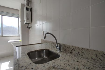 Apartamento à venda com 77m², 2 quartos e 1 vaga Apartamento à venda com 77m², 2 quartos e 1 vagaCozinha - Armários