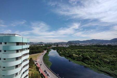 Apartamento à venda com 77m², 2 quartos e 1 vaga Apartamento à venda com 77m², 2 quartos e 1 vagaVista