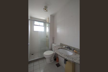 Apartamento à venda com 77m², 2 quartos e 1 vagaBanheiro da Suíte 1