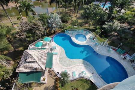 Apartamento à venda com 77m², 2 quartos e 1 vaga Apartamento à venda com 77m², 2 quartos e 1 vagaÁrea comum - Piscina