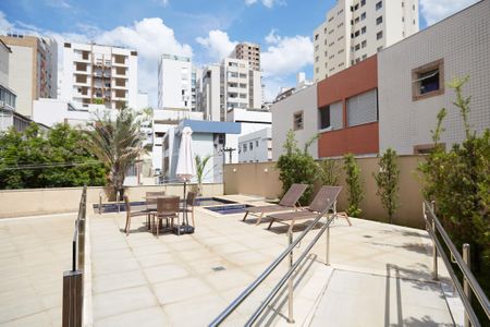 Apartamento à venda com 70m², 2 quartos e 2 vagasÁrea comum - Piscina