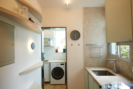 Apartamento à venda com 70m², 2 quartos e 2 vagasCozinha