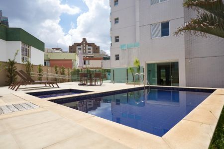 Apartamento à venda com 70m², 2 quartos e 2 vagasÁrea comum - Piscina