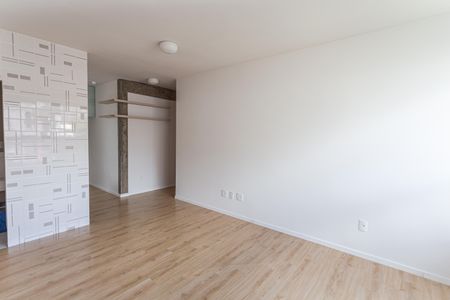 Sala de apartamento para alugar com 2 quartos, 70m² em Santo Antônio, Belo Horizonte