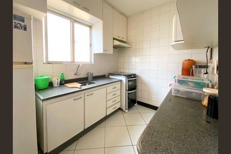 Apartamento à venda com 75m², 3 quartos e 2 vagas Apartamento à venda com 75m², 3 quartos e 2 vagasCozinha