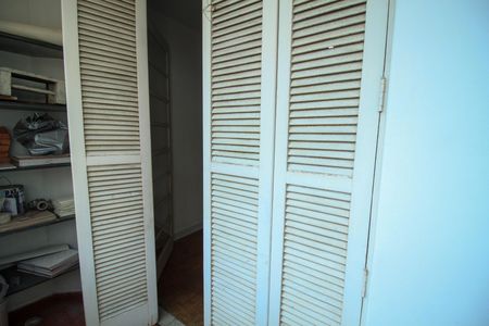 Apartamento à venda com 92m², 3 quartos e sem vaga Apartamento à venda com 92m², 3 quartos e sem vagaCloset do quarto 2