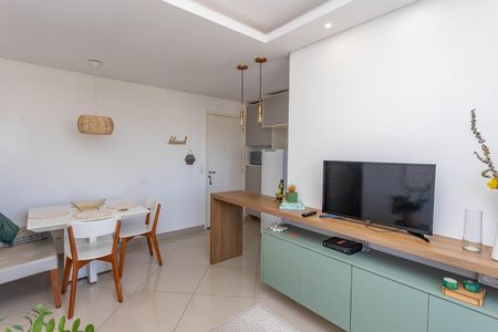 Apartamento para alugar com 44m², 2 quartos e 1 vaga Apartamento para alugar com 44m², 2 quartos e 1 vagaSala