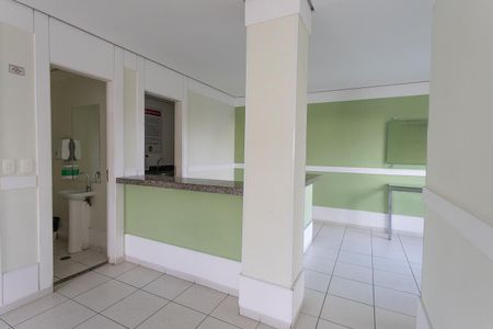 Apartamento para alugar com 44m², 2 quartos e 1 vaga Apartamento para alugar com 44m², 2 quartos e 1 vagaÁrea comum - Salão de festas