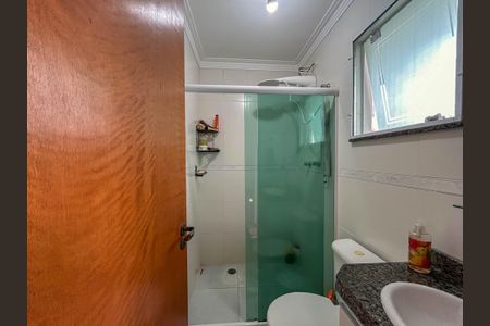 Casa à venda com 88m², 2 quartos e 2 vagas Casa à venda com 88m², 2 quartos e 2 vagasBanheiro da Suíte 2