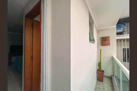 Casa à venda com 88m², 2 quartos e 2 vagas Casa à venda com 88m², 2 quartos e 2 vagasVaranda da Suíte 2