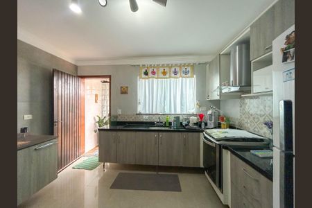 Casa à venda com 88m², 2 quartos e 2 vagas Casa à venda com 88m², 2 quartos e 2 vagasCozinha