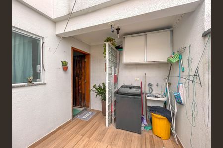 Casa à venda com 88m², 2 quartos e 2 vagas Casa à venda com 88m², 2 quartos e 2 vagasÁrea de Serviço