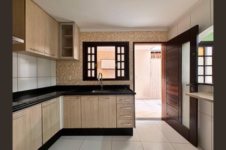 Casa para alugar com 50m², 1 quarto e sem vaga Casa para alugar com 50m², 1 quarto e sem vagaCozinha