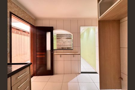 Casa para alugar com 50m², 1 quarto e sem vaga Casa para alugar com 50m², 1 quarto e sem vagaCozinha