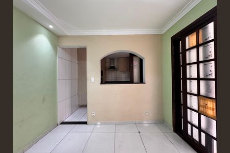 Casa para alugar com 50m², 1 quarto e sem vaga Casa para alugar com 50m², 1 quarto e sem vagaSala