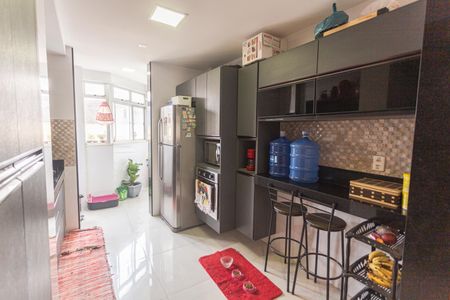 Apartamento à venda com 96m², 3 quartos e 2 vagasCozinha