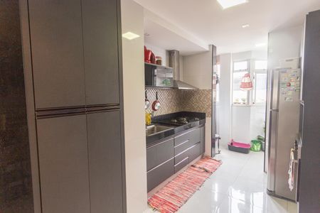 Apartamento à venda com 96m², 3 quartos e 2 vagasCozinha