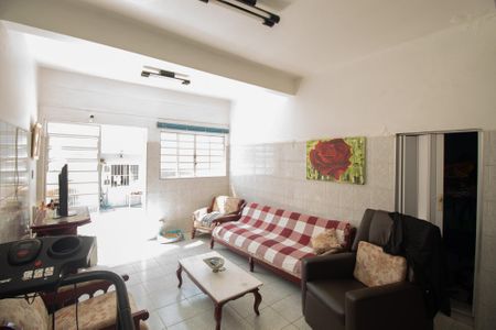 Casa à venda com 350m², 3 quartos e 2 vagasSala 2