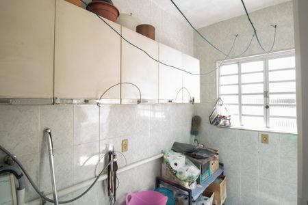 Casa à venda com 350m², 3 quartos e 2 vagasÁrea de Serviço