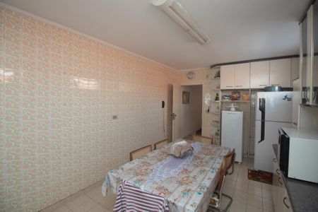 Casa à venda com 350m², 3 quartos e 2 vagasCozinha