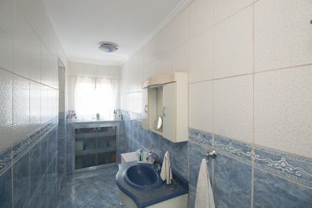 Casa à venda com 350m², 3 quartos e 2 vagasBanheiro