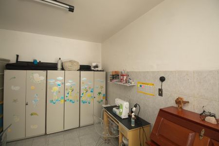 Casa à venda com 350m², 3 quartos e 2 vagasSala 2