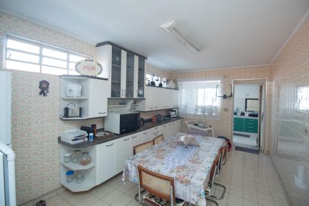 Casa à venda com 350m², 3 quartos e 2 vagasCozinha