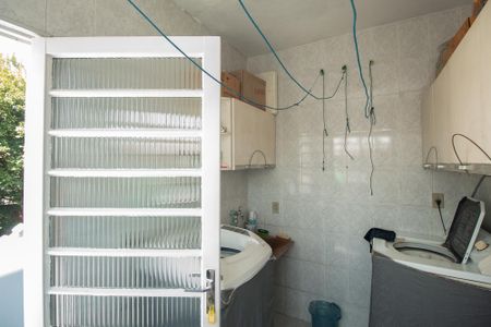 Casa à venda com 350m², 3 quartos e 2 vagasÁrea de Serviço