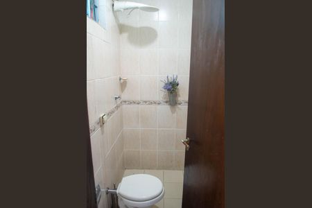 Casa à venda com 119m², 3 quartos e 1 vagaBanheiro