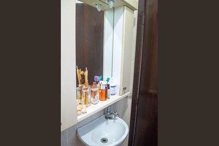 Casa à venda com 119m², 3 quartos e 1 vagaBanheiro