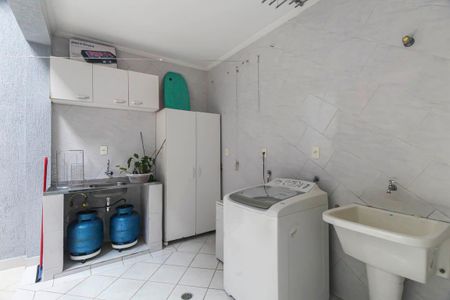 Casa para alugar com 120m², 3 quartos e 2 vagasÁrea de Serviço