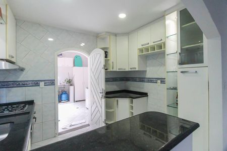Casa para alugar com 120m², 3 quartos e 2 vagasCozinha