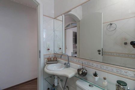 Casa para alugar com 120m², 3 quartos e 2 vagasBanheiro