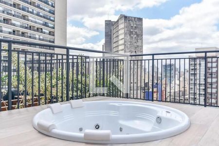 Studio para alugar com 25m², 1 quarto e sem vaga Studio para alugar com 25m², 1 quarto e sem vagaÁrea comum - Ofurô