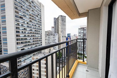 Studio para alugar com 25m², 1 quarto e sem vaga Studio para alugar com 25m², 1 quarto e sem vagaSacada