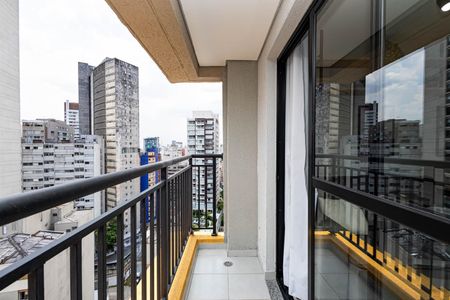 Studio para alugar com 25m², 1 quarto e sem vaga Studio para alugar com 25m², 1 quarto e sem vagaSacada