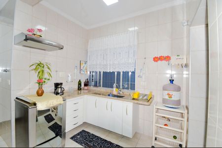 Casa à venda com 220m², 3 quartos e 2 vagasCozinha