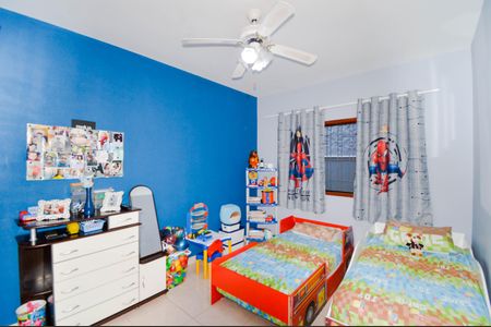 Casa à venda com 220m², 3 quartos e 2 vagasQuarto 1