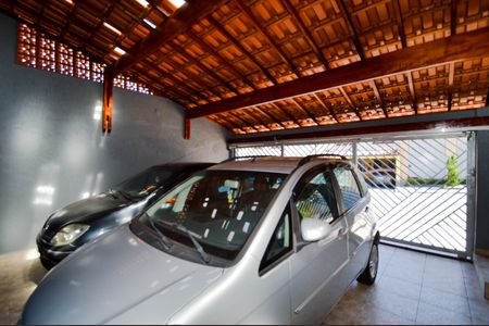 Casa à venda com 220m², 3 quartos e 2 vagasGaragem